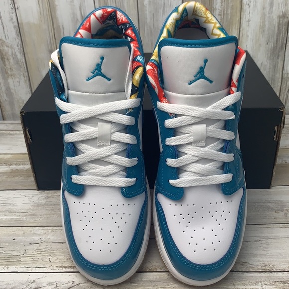 Air Jordan 1 Low Cyber Teal - Picture 3 of 6
